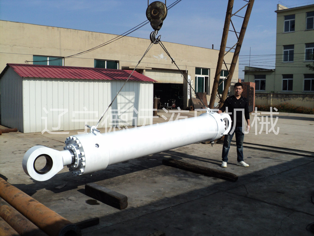 CD350大型液壓缸(gang)